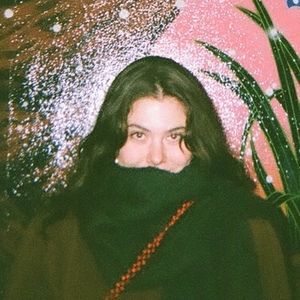 Meet your Posher, Evelyn